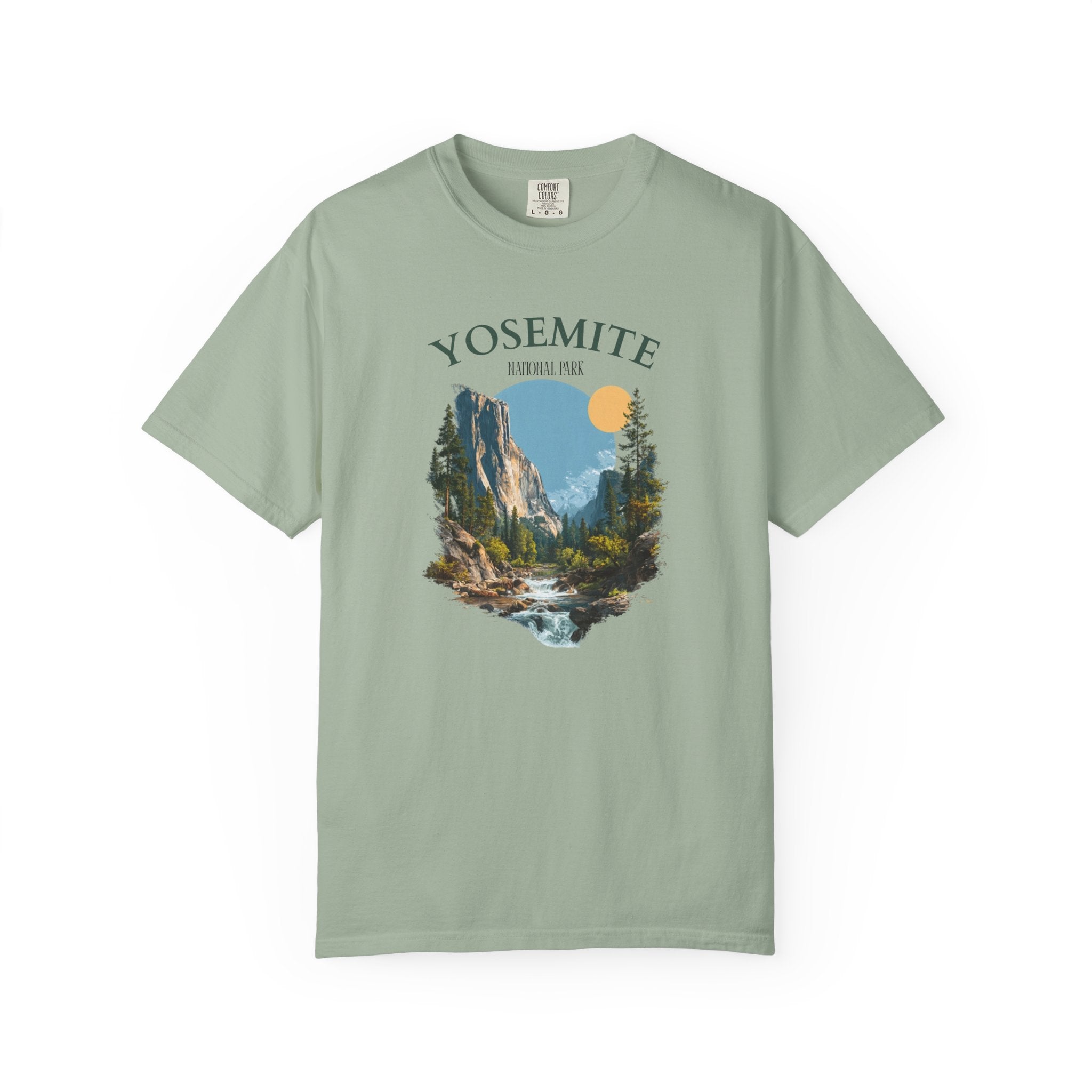 Yosemite National Park Cliffs River Tee