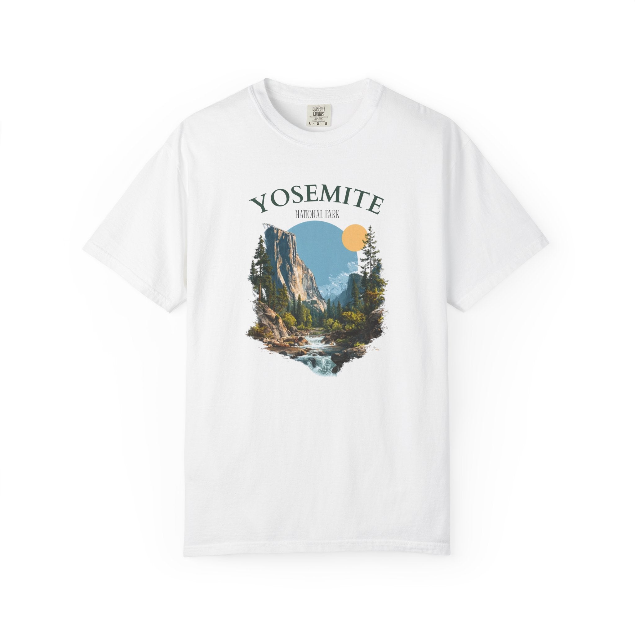 Yosemite National Park Cliffs River Tee