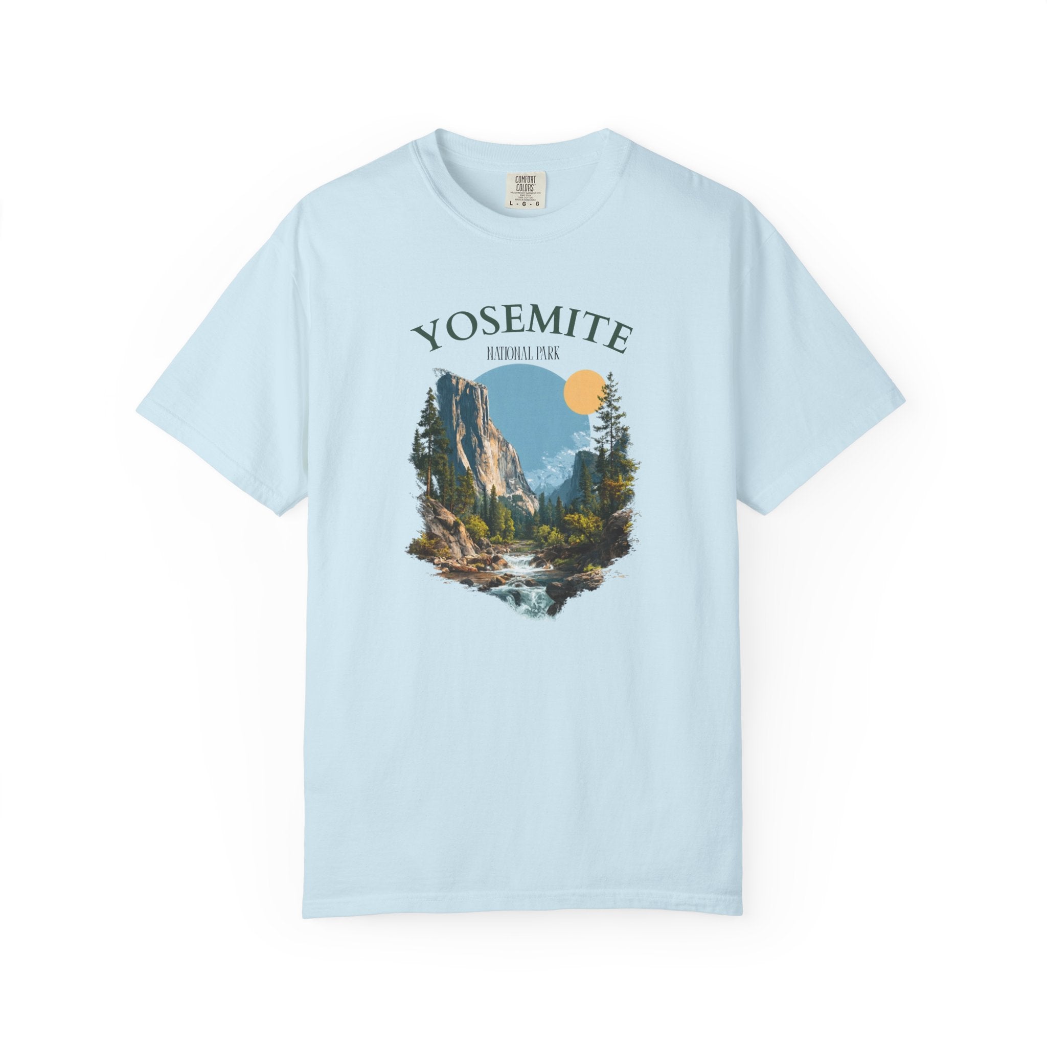 Yosemite National Park Cliffs River Tee