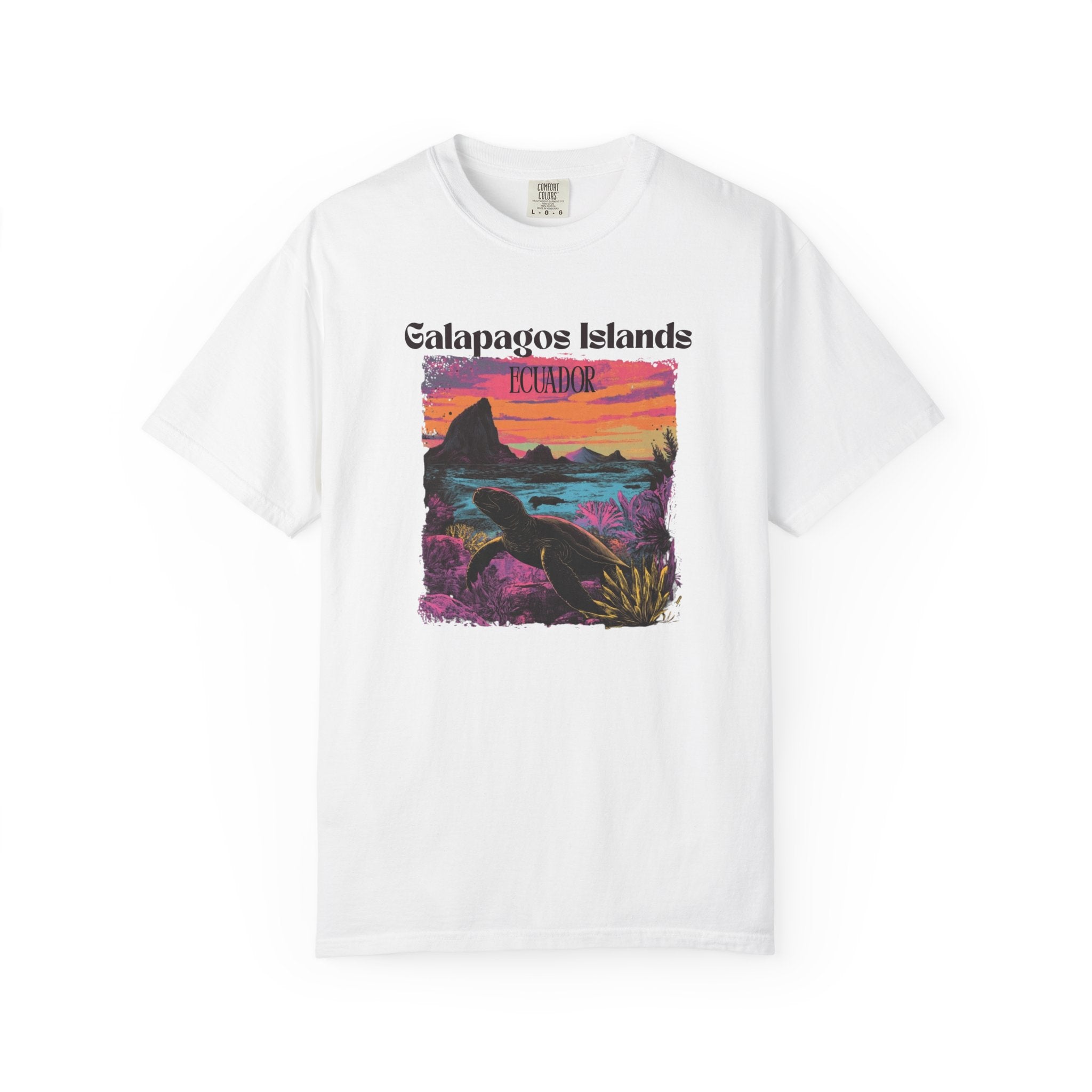 Galápagos Sea Turtle Wildlife Travel Tee