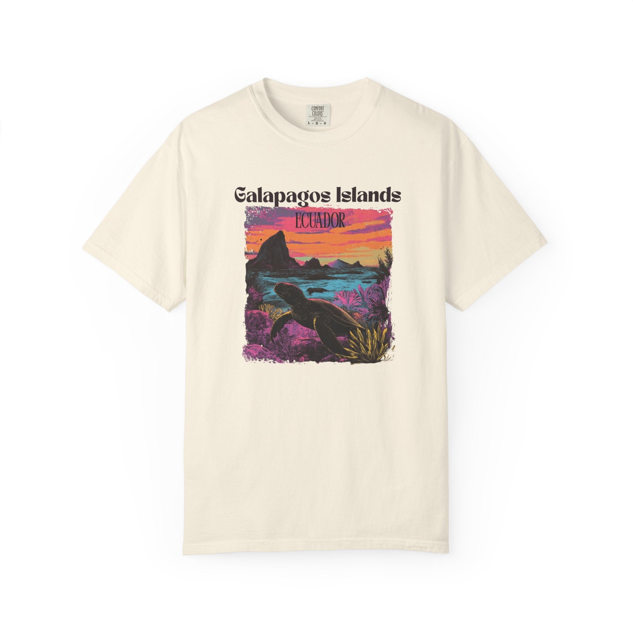 Galápagos Sea Turtle Wildlife Travel Tee